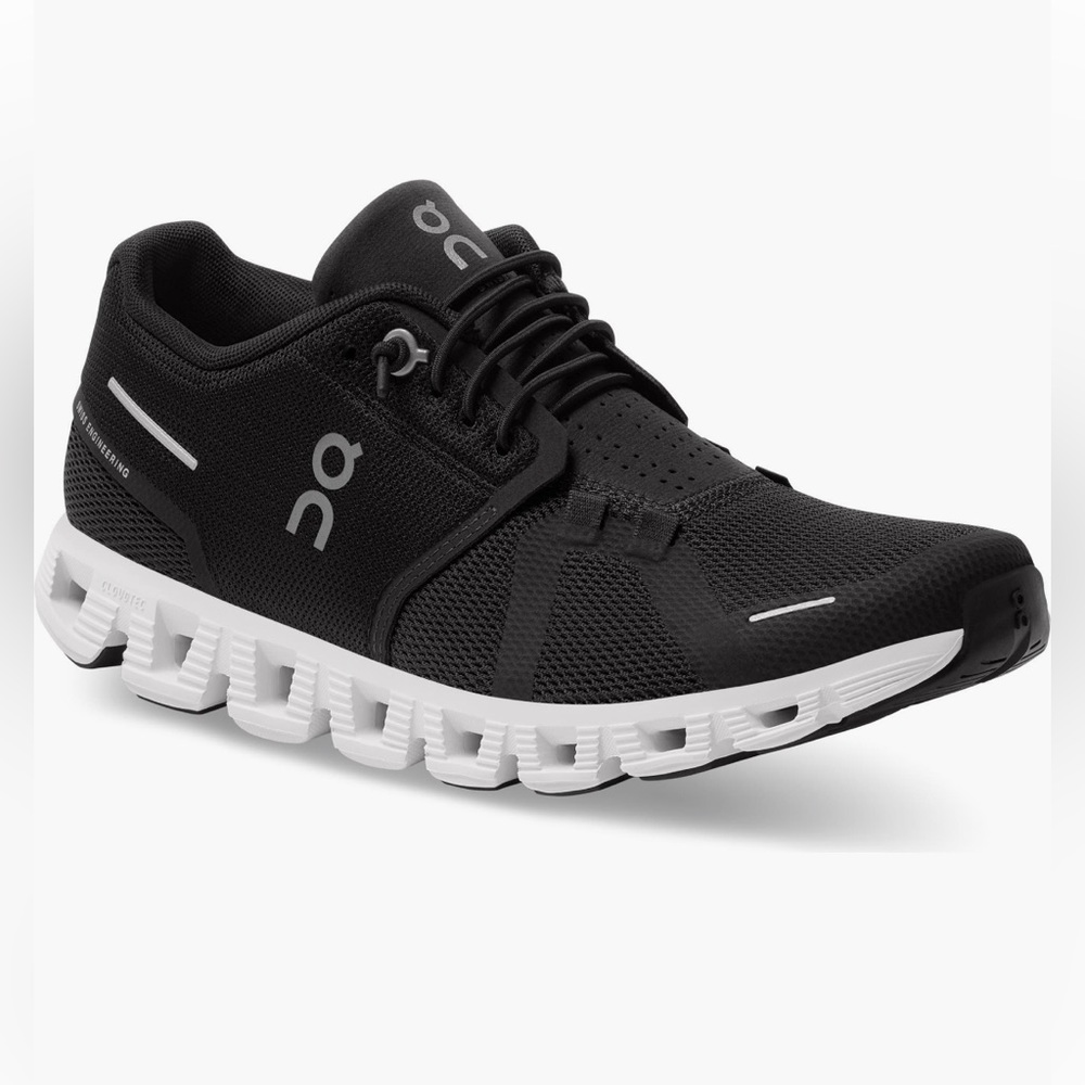 Cloud 5 running shoes